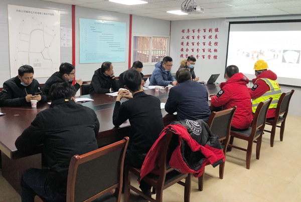 1611555427572362.jpg 南昌市政建設集團對市政公用城周邊市政道路項目進行質(zhì)量安全進度大檢查6001.jpg