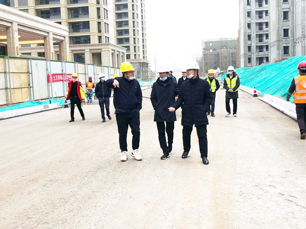 1611555474494053.jpg 南昌市政建設集團對市政公用城周邊市政道路項目進行質(zhì)量安全進度大檢查6002.jpg