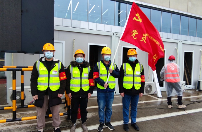 1648339105427870.jpg 南昌市政建設(shè)集團(tuán)黨旗在項目一線高高飄揚(yáng)6912.jpg