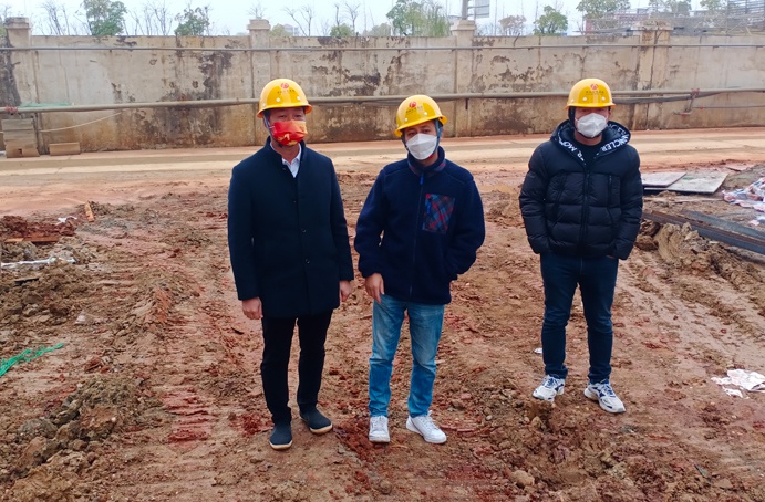 南昌市政建設(shè)集團(tuán)領(lǐng)導(dǎo)班子深入項(xiàng)目一線開展節(jié)前督導(dǎo)慰問 南昌市政建設(shè)集團(tuán)領(lǐng)導(dǎo)班子深入項(xiàng)目一線開展節(jié)前督導(dǎo)慰問