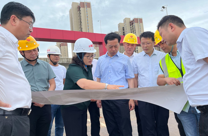 萬(wàn)義輝到杭州路項(xiàng)目調(diào)研 萬(wàn)義輝到杭州路項(xiàng)目調(diào)研