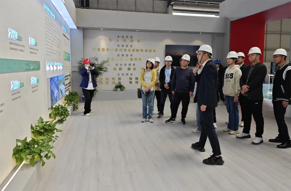 2025年政府開放周活動(dòng)走進(jìn)市政綠色產(chǎn)業(yè)園 市民零距離探訪裝配式建筑